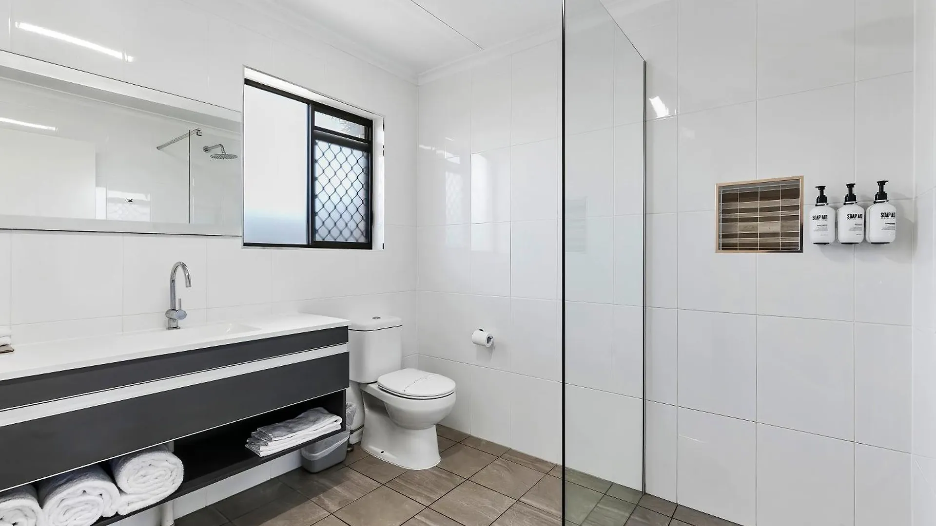 Comfort Inn On Main Hervey Bay