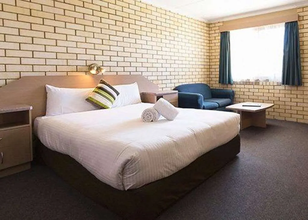 Comfort Inn On Main Hervey Bay 3*,