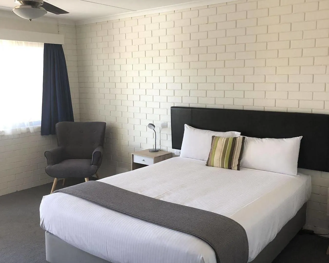 Comfort Inn On Main Hervey Bay 3*,  Austrália